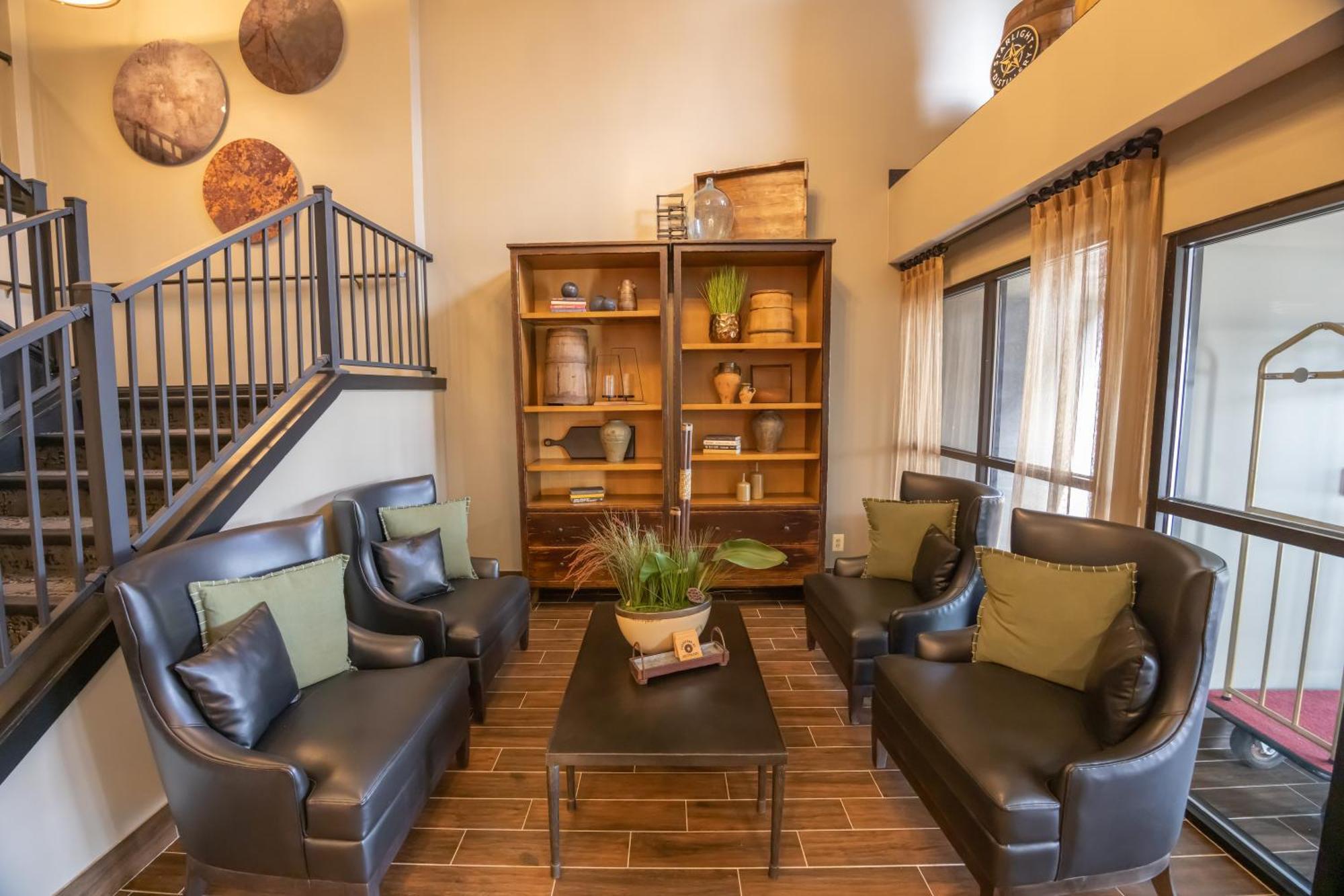 Distill-Inn Bardstown Ngoại thất bức ảnh